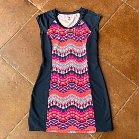 Title Nine Athletic Dress w Neon Geometric Design Tech Fabric Outdoors size S - Picture 11 of 12